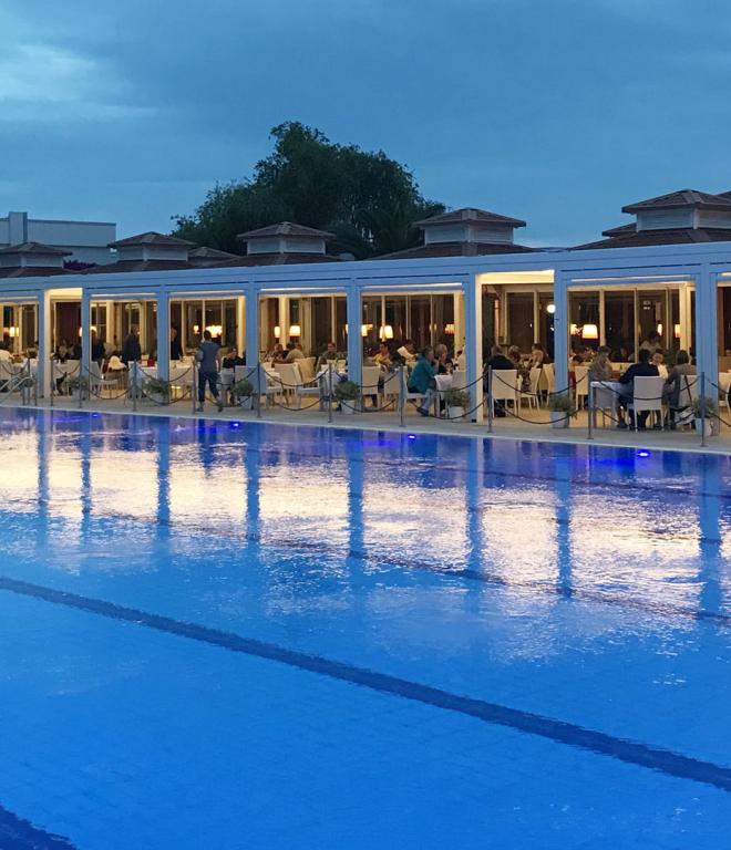 Robinson Club Apulia Hauptrestaurant Pool