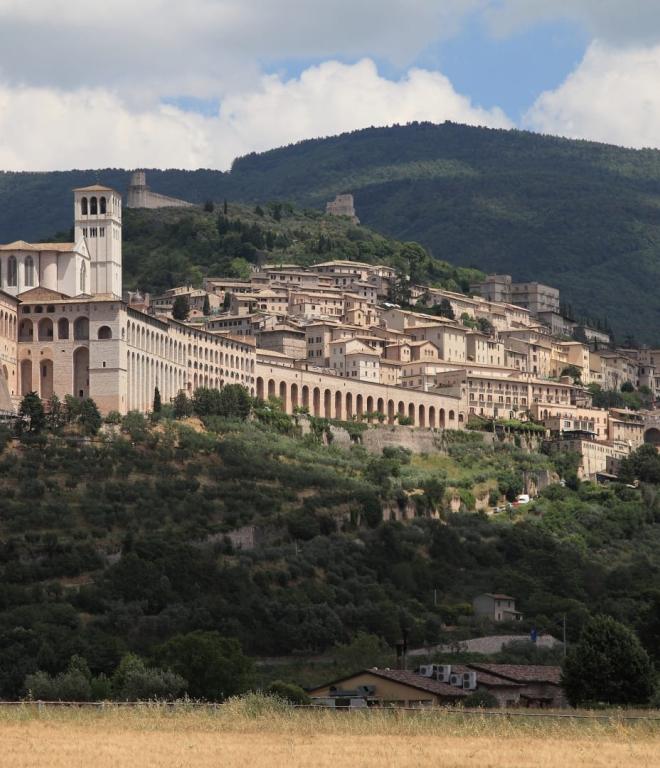 Kulturreise Umbrien Basilica San Francesco Italien