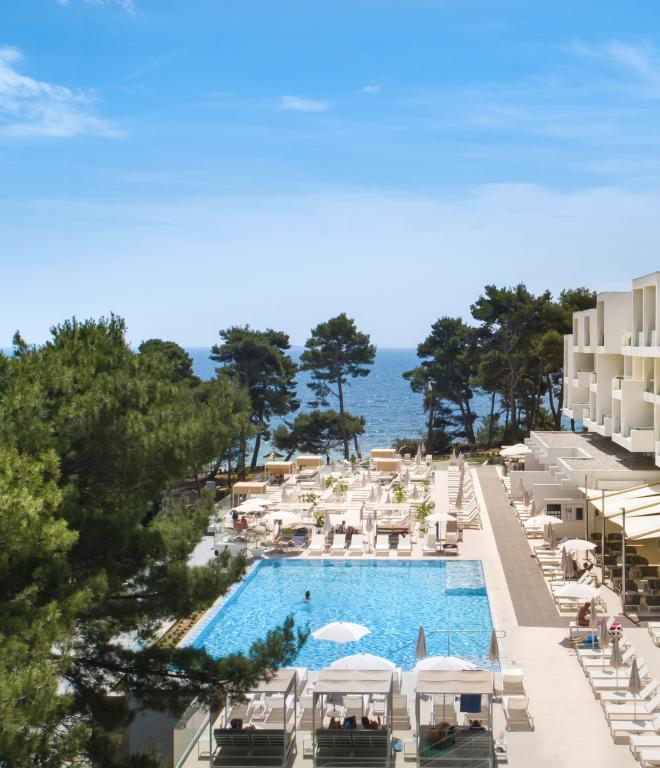 TUI Sensimar Carolina Resort by Valamar Kroatien Ruhe Entspannen Pool