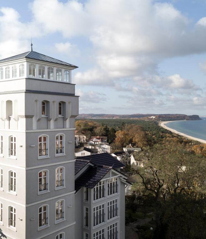 Vju Hotel aussen Luftbild Turm Insiderei