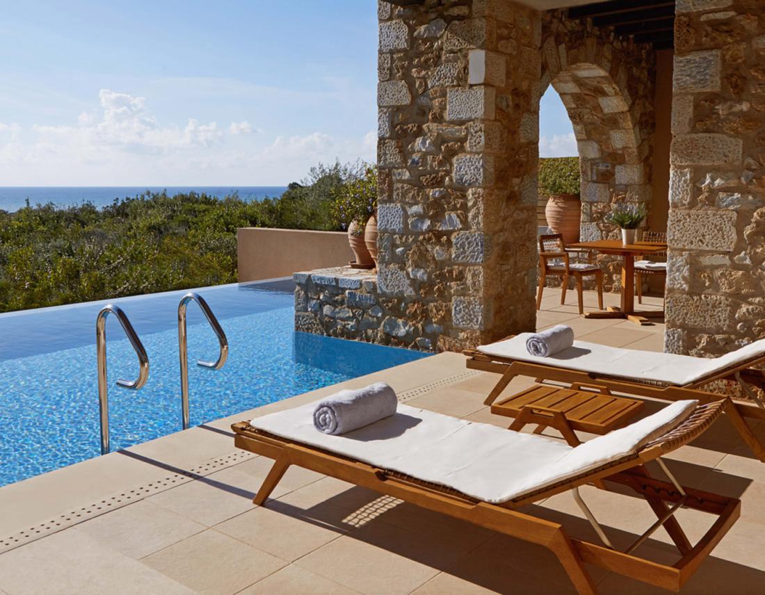 Familienurlaub in Griechenland: Costa Navarino Familienhotel The Westin Resort Pool