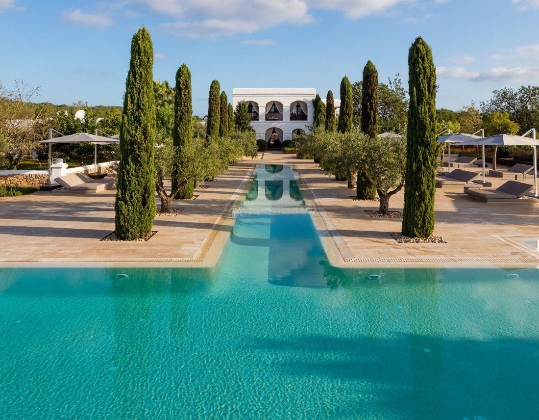 Ibiza Hideaway für Erwachsene Pool Außenansicht