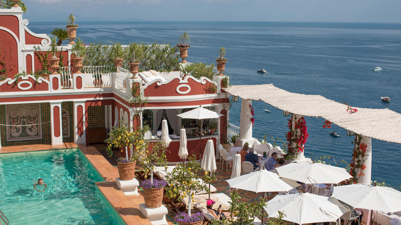 Poolarea Le Sirenuse Hotel an der Amalfiküste in Positano