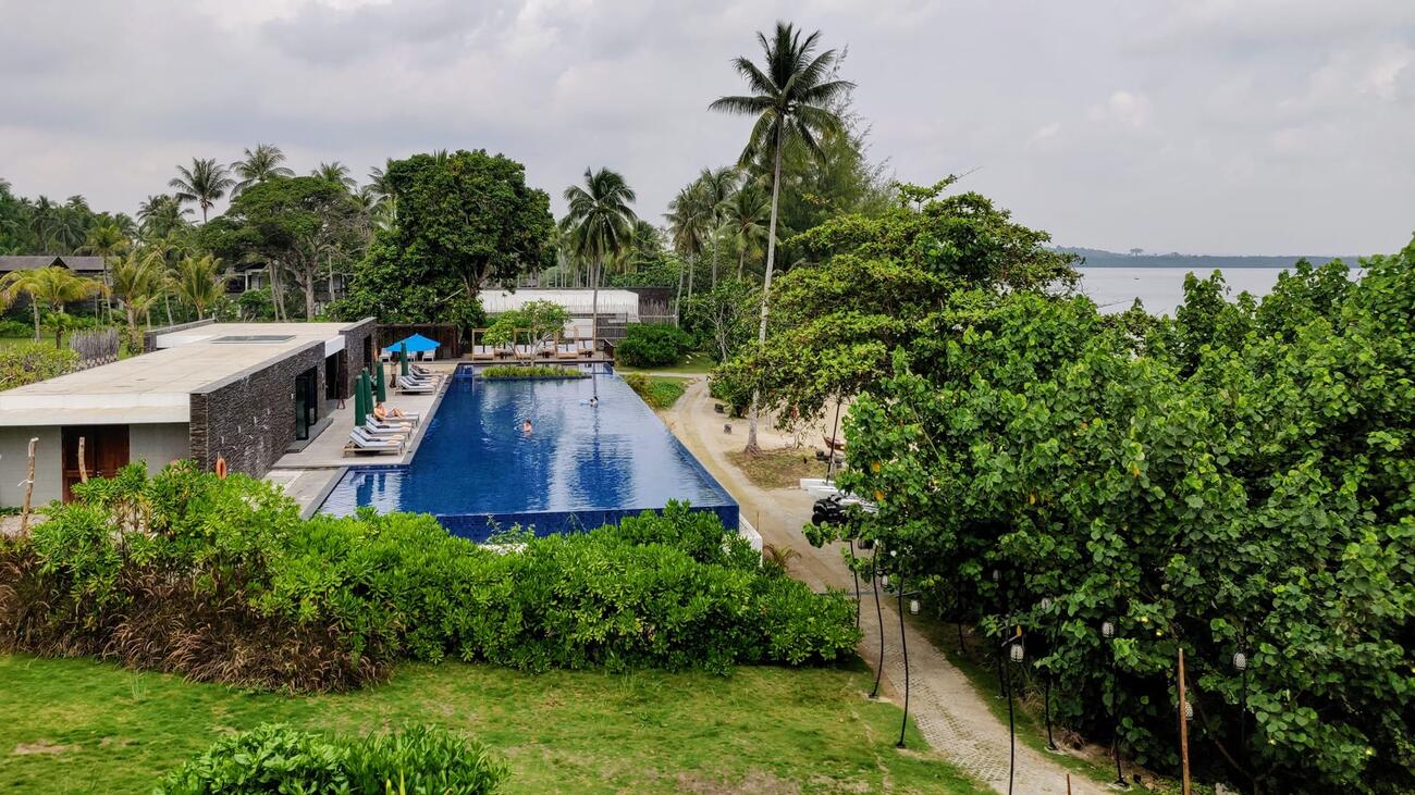 The Residence Bintan Indonesien Insel Luxus Hotel Restaurant Aussicht Infinity Pool Meer