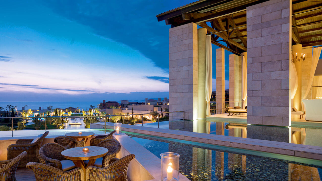 Costa Navarino The Romanos Resort Griechenland Lobby Lounge